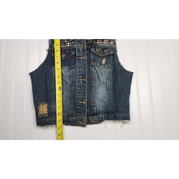 Dollhouse Distressed Studded Sleeveless Denim Vest Women Teen Size Medium - Picture 4 of 5